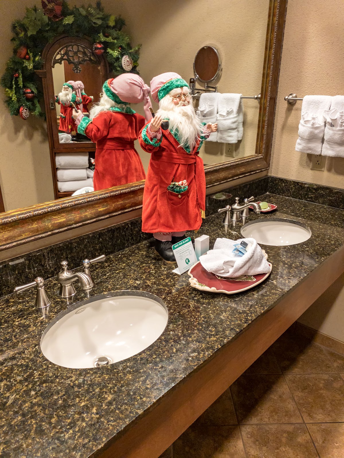 Bubba's Garage Staying in the Santa Suite The Inn at Christmas Place