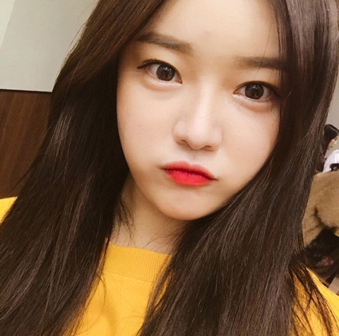 정채연 도플갱어 스톤뮤직 이시인 .gif | 인스티즈