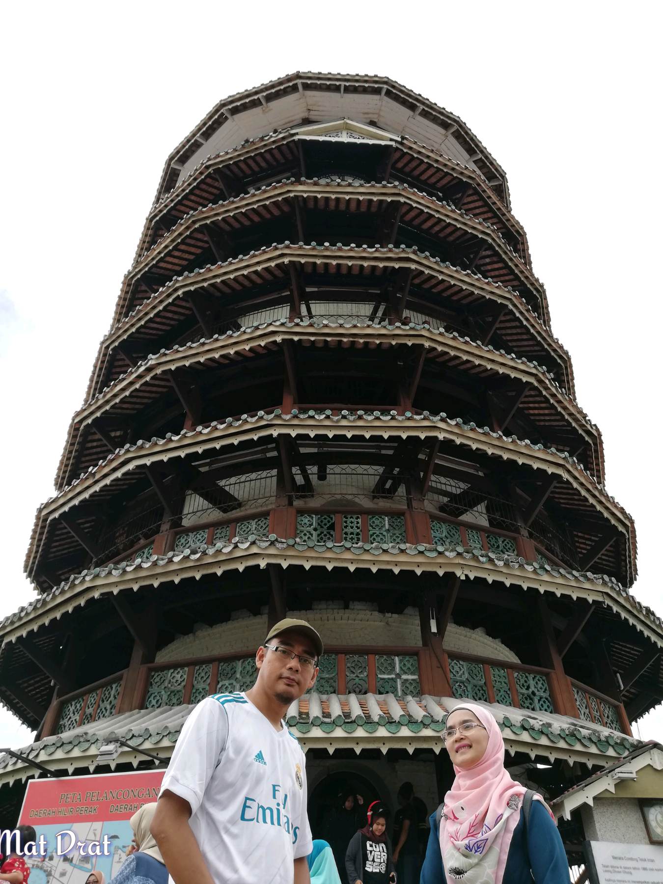 MAT DRAT: Menara Condong Teluk Intan - Cuti Cuti Malaysia