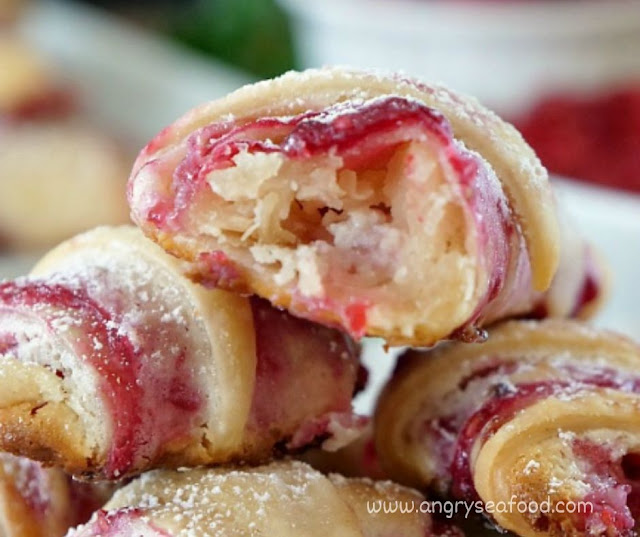 Raspberry Cream Cheese Bites Raspberry Cream Cheese Bites