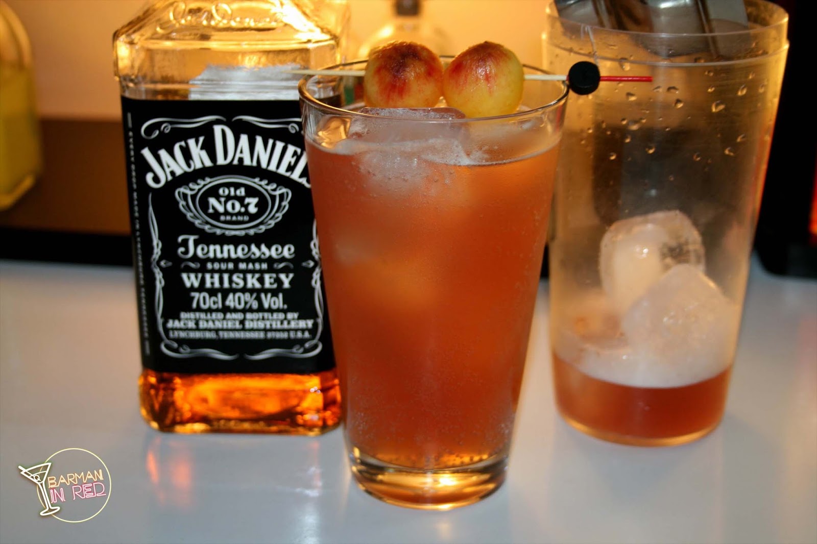 Bebidas con Daniels, cocktail Tolleytown Punch