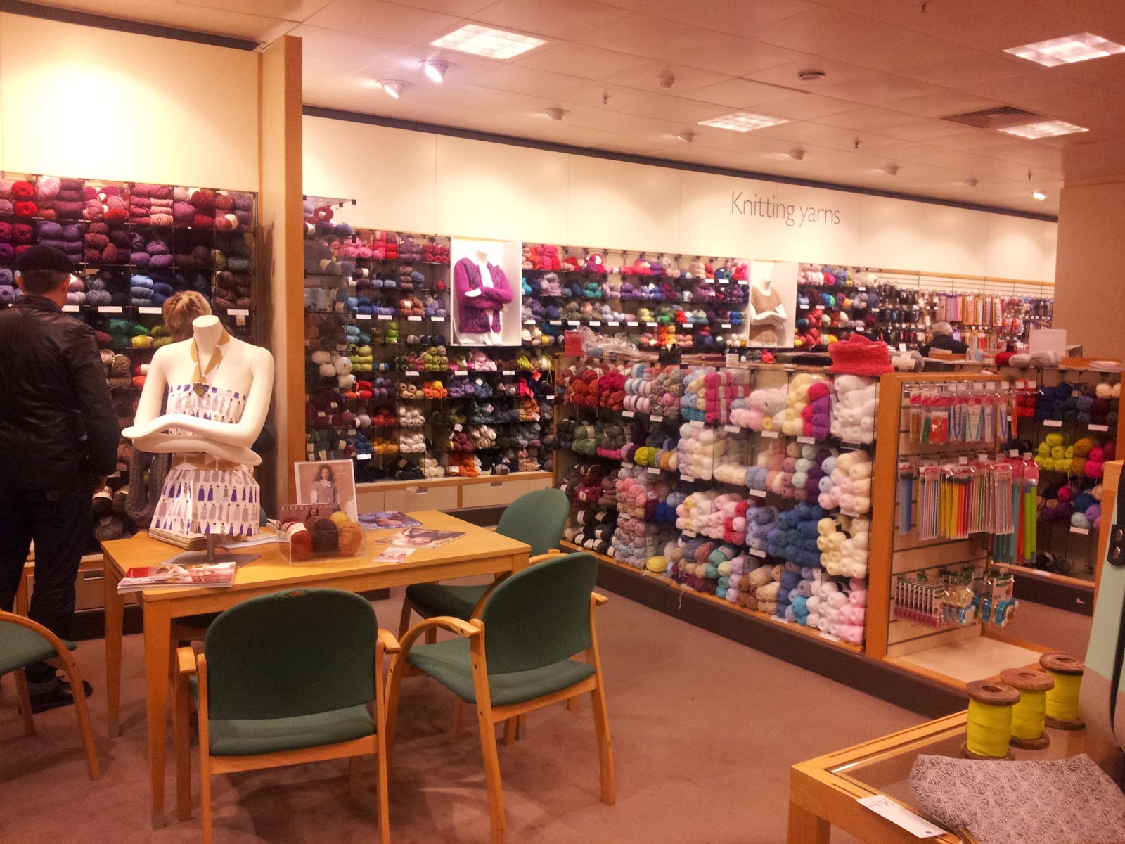 Kestrel Makes Fabric & Yarn Shopping in Glasgow