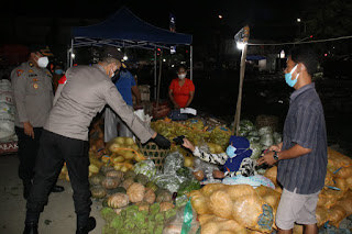 Polres Kudus Bagikan Bagikan Masker Kepada Masyarakat 1 IMG 20210603 WA0008