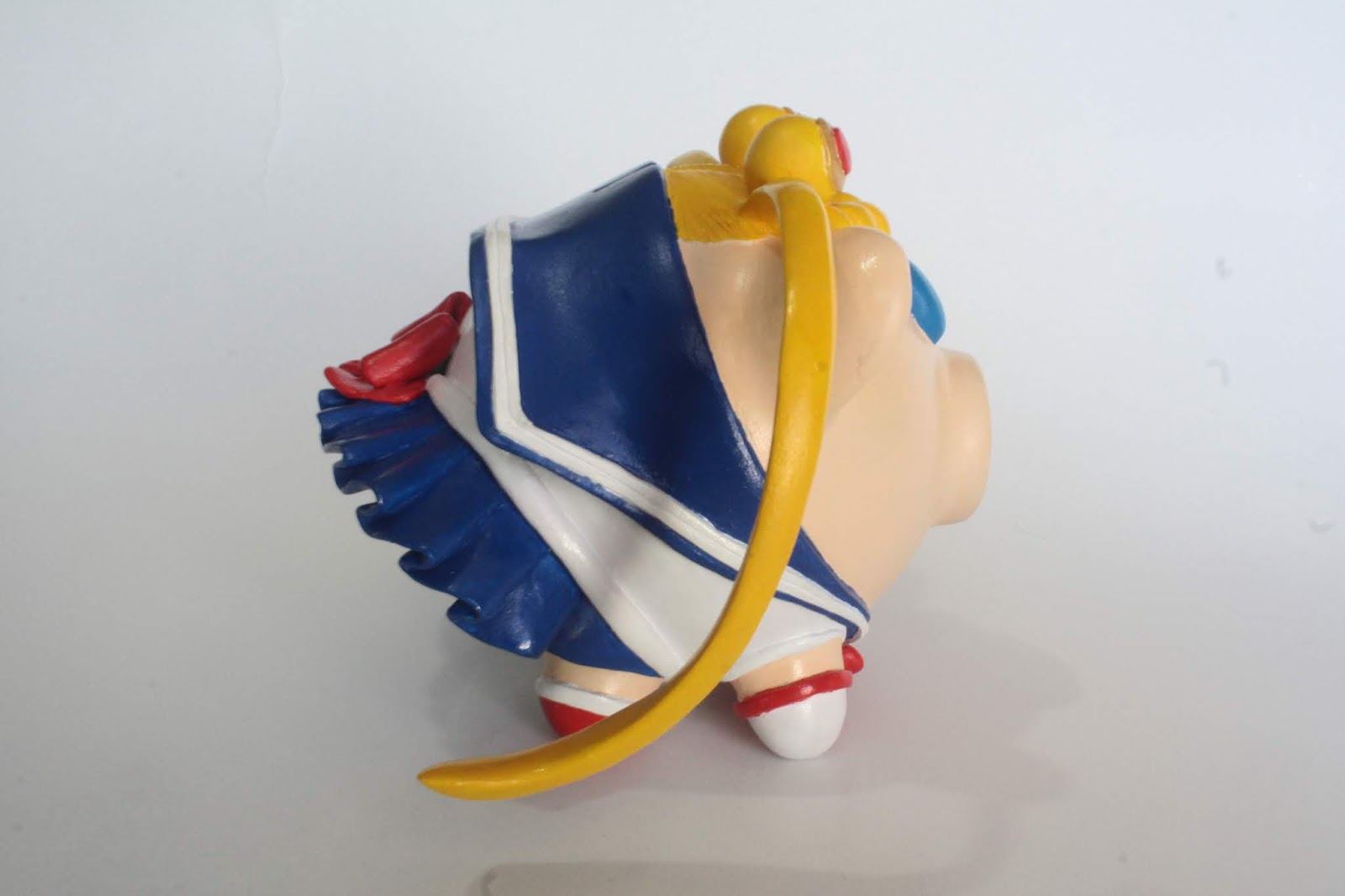 Oinki Sailor moon piggy bank