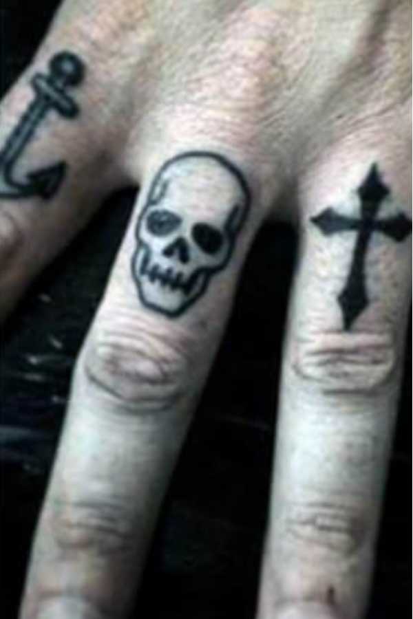 How Long Do Finger Tattoos Last?