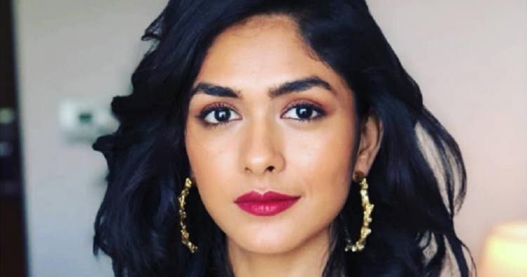 Mrunal Thakur Wiki, Biography, Dob, Age, Height, Weight, Affairs and