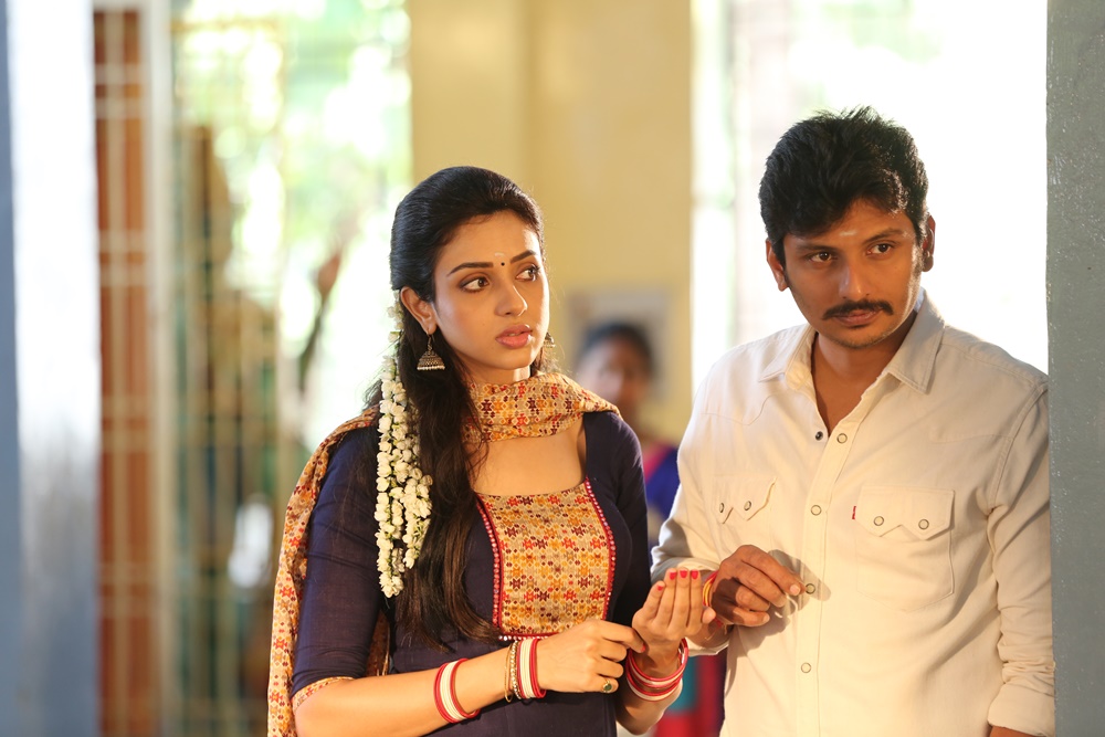 Tamil movies download. Виджай и Каджал. Tamil movie 2020 Master Tamil.