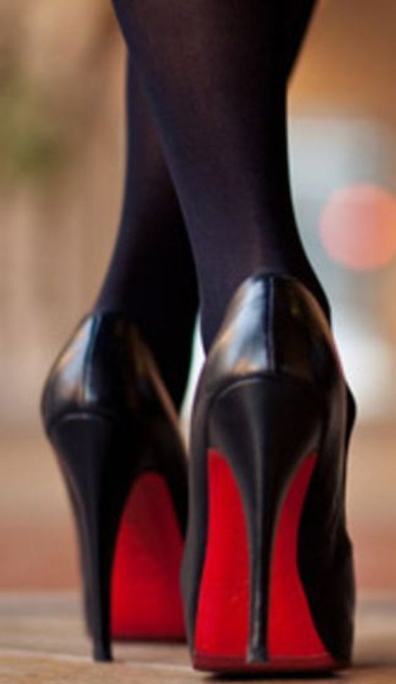 Black pumps red sole and black pantyhose | Just Boots and High Heels