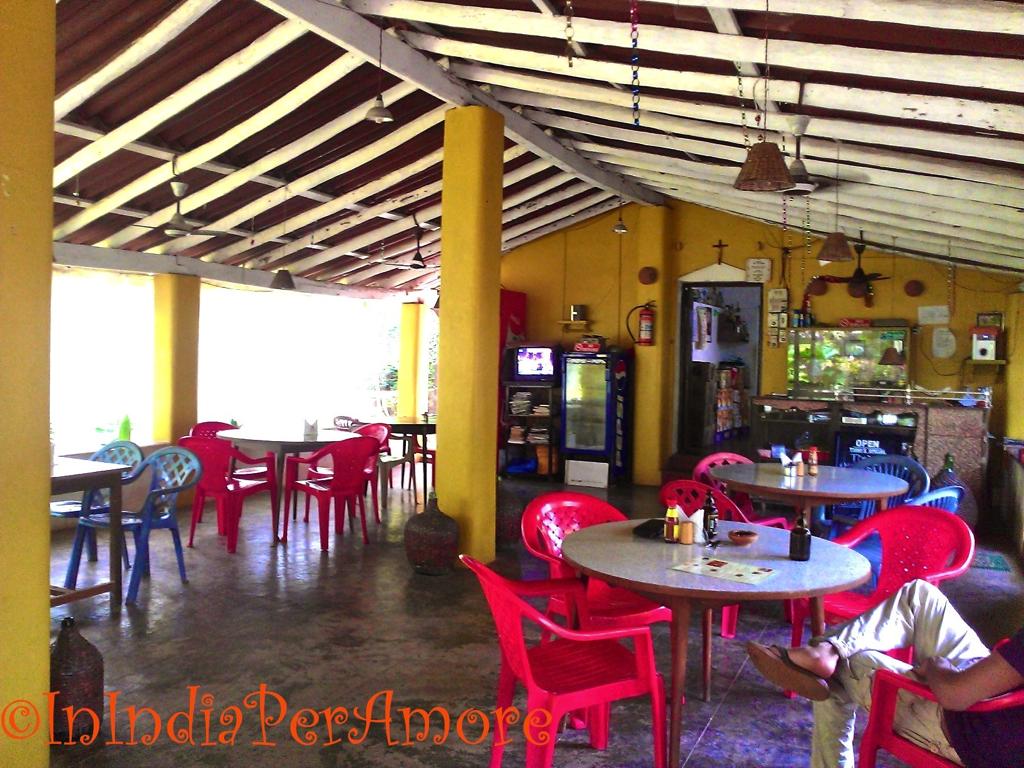 In India Per Amore BEST BEEF BURGERS IN GOA? VISIT SALT N PEPPER