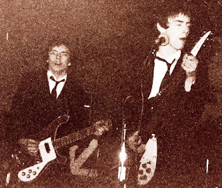 Bruce Foxton and Paul Weller on stage at Bogarts, Cincinatti, Ohio, April 1978