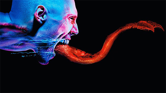 Imagen promocional - Vampiro sacando la lengua