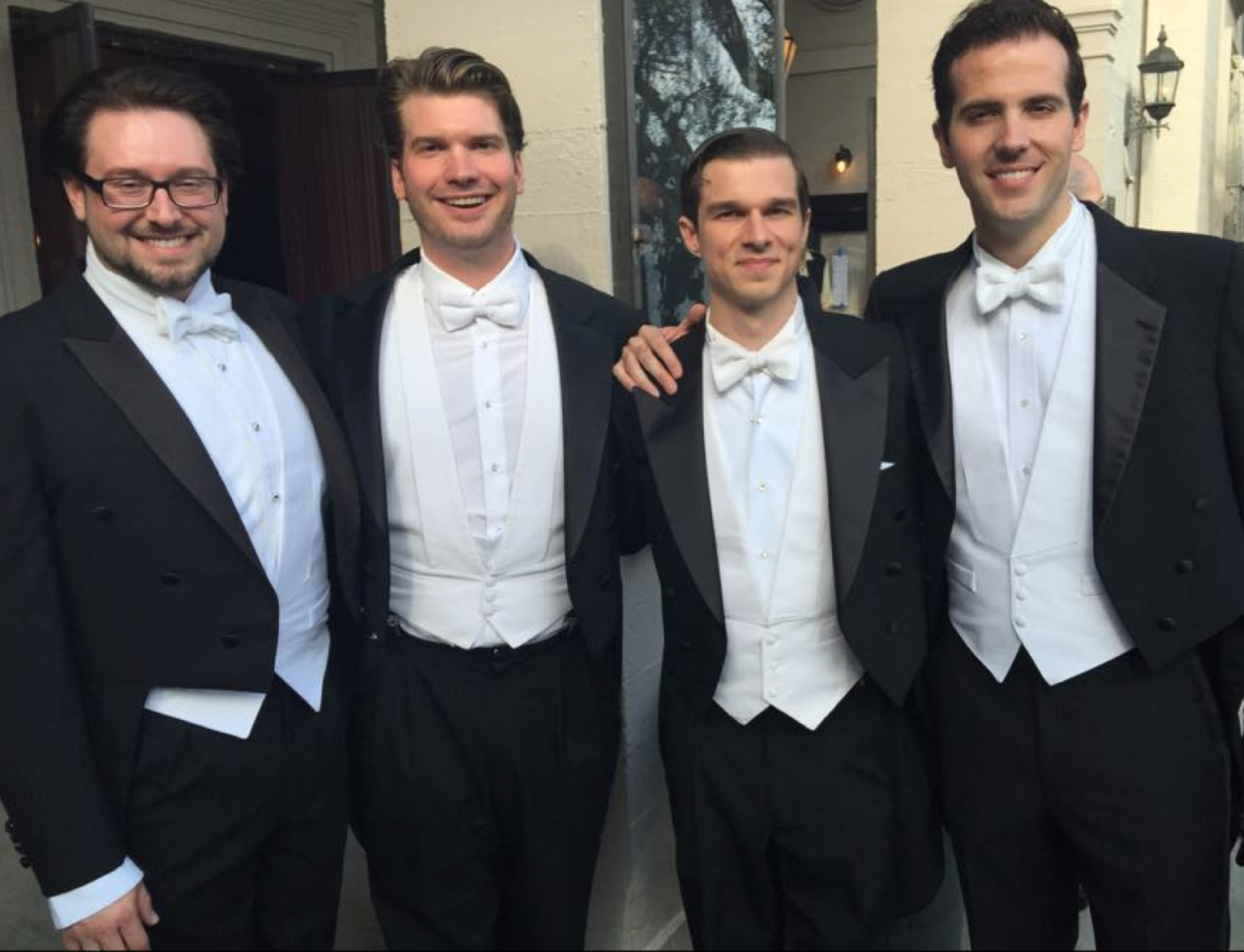 BARIHUNKS ® André Courville wins Loren L. Zachary Vocal Competition