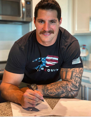 kenneth in the (212): Saturday 'Stache