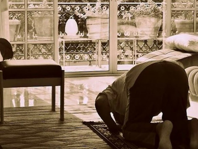 Jarang Diketahui, 4 Rahasia Mengapa Sholat Sunnah Lebih Baik Dikerjakan di Rumah Jarang Diketahui, 4 Rahasia Mengapa Sholat Sunnah Lebih Baik Dikerjakan di Rumah