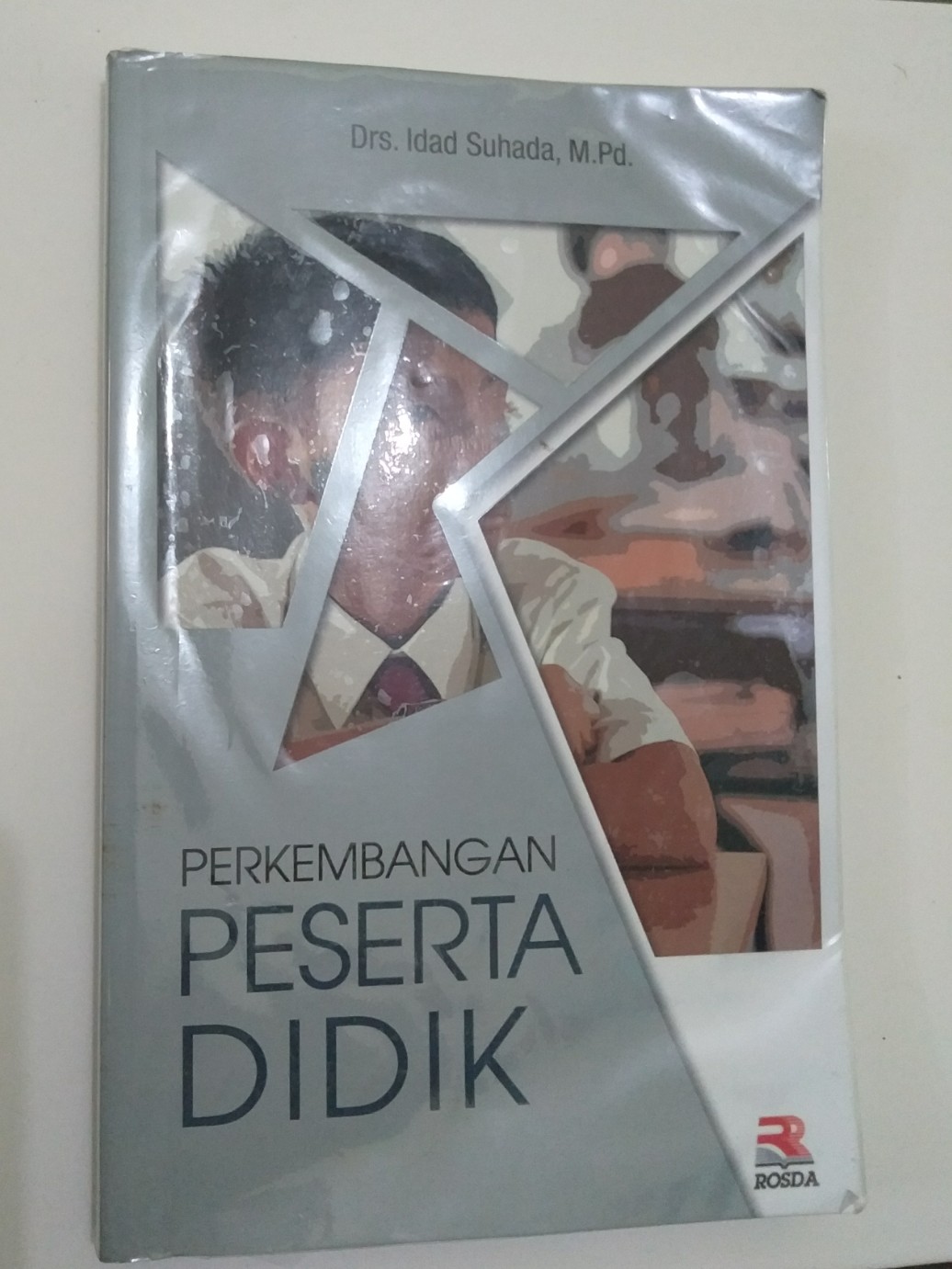 Resensi Buku