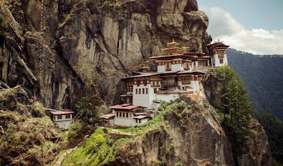 Bhutan, Land of the Thunder Dragon Bhutan, Land of the Thunder Dragon