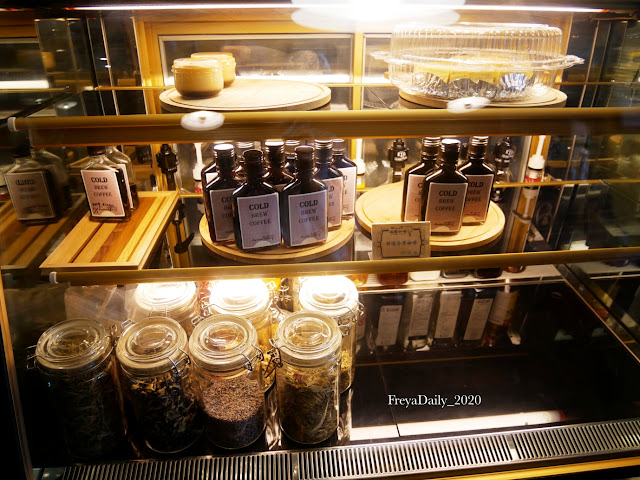 2024 2019, Dec│狐獴咖啡│ 走吧澎湖哪裡玩：澎湖馬公 喜愛狐獴的咖啡師 堅持好品質的咖啡豆