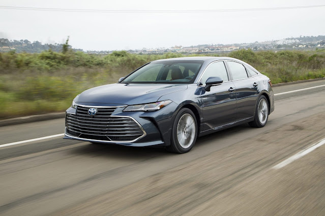 2022 Toyota Avalon Review