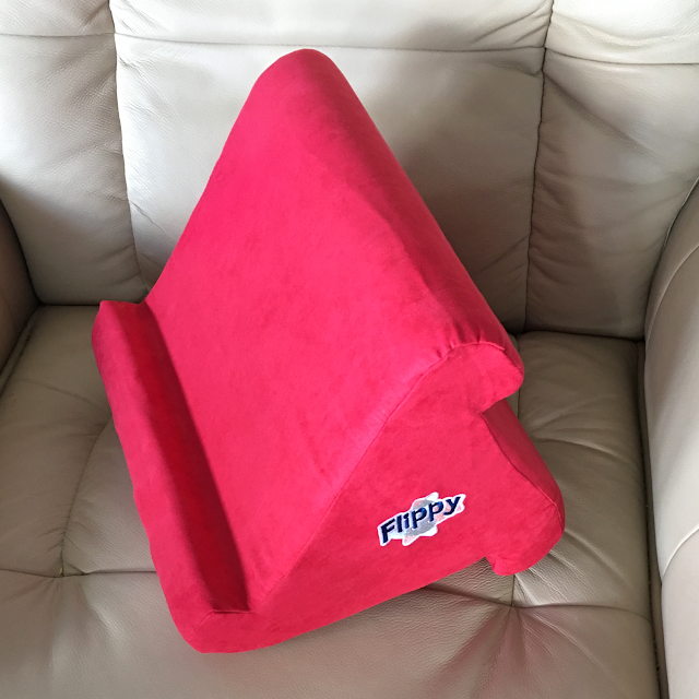 Flippy Tablet, Kindle, Phone, and Book Stand Lap Pillow Review