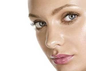 أضرار الرطوبة على البشرة وعلاجها أضرار الرطوبة على البشرة وعلاجها