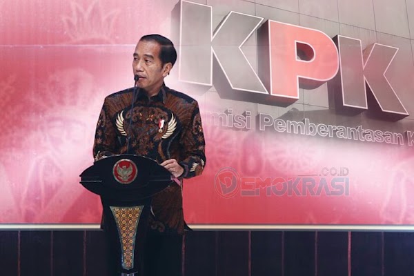 Kita Lihat Apakah Presiden Jokowi akan Ikut Menghancurkan KPK