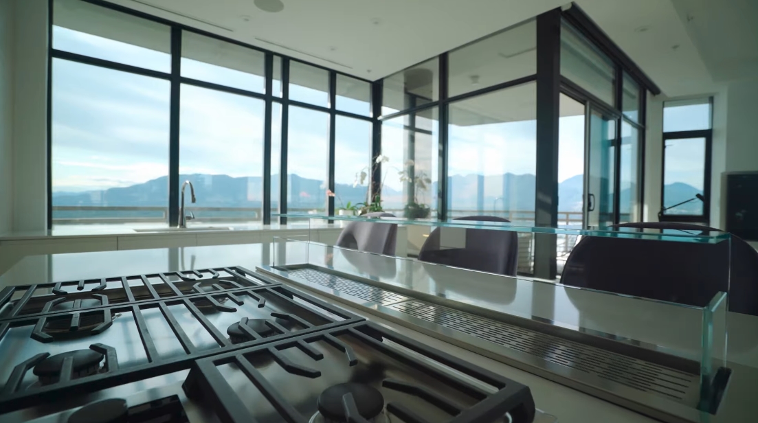 38 Interior Design Photos vs. 1211 Melville St #3801, Vancouver Luxury Penthouse Tour