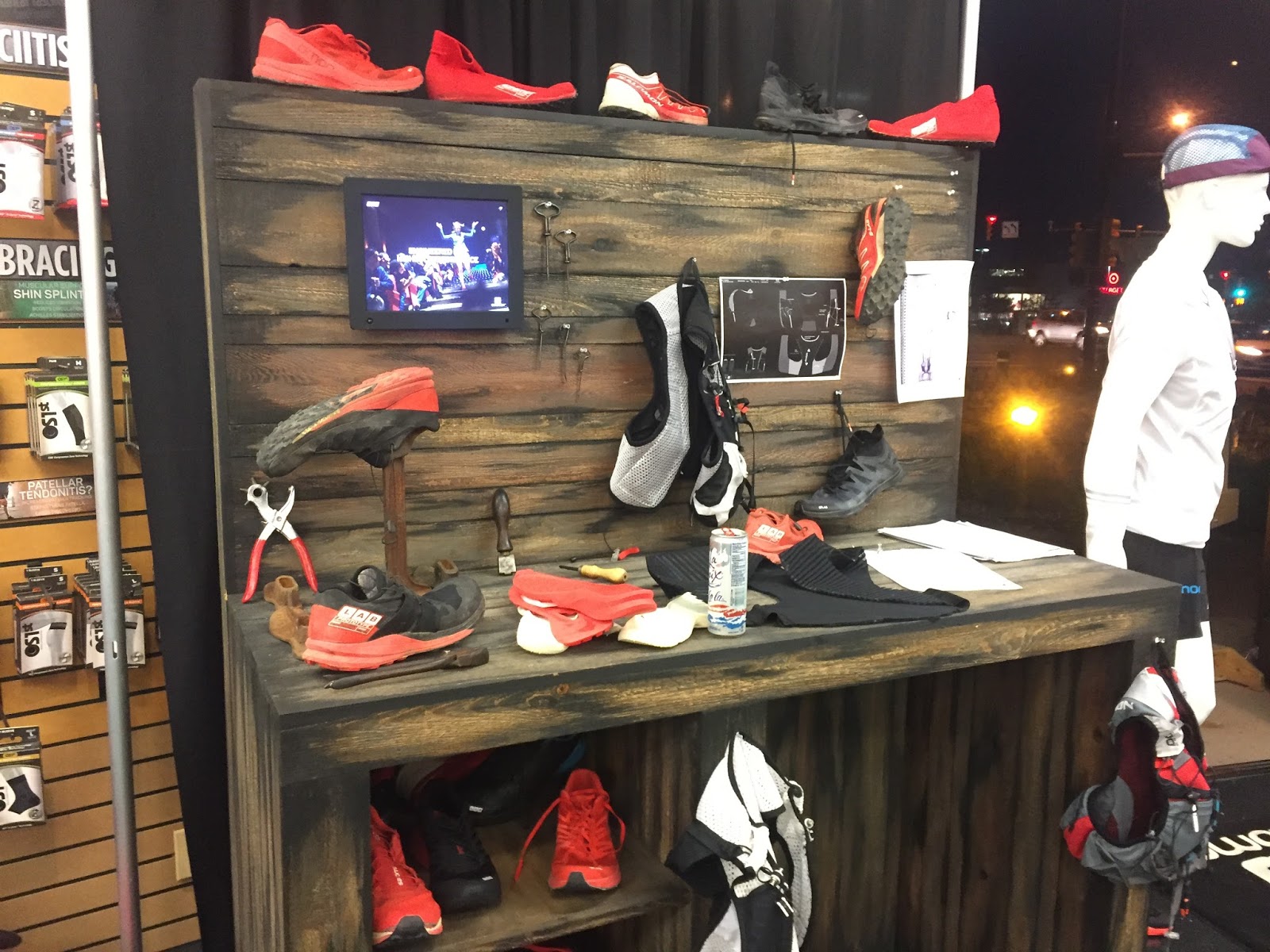 Road Trail Run: Salomon S/Lab Pop Up Shop and Trail Running Clinic with Max King and Cat Bradley