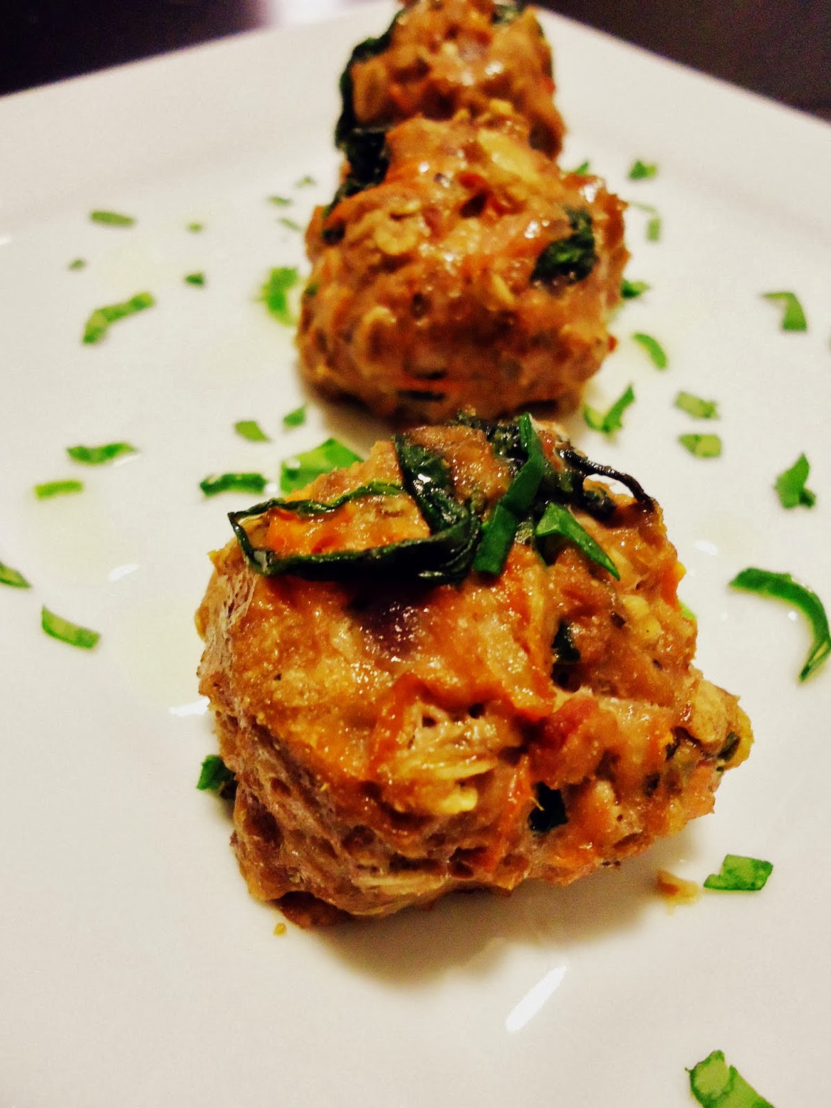 Foodie & Fabulous Turkey, Spinach, and Bacon Meatballs