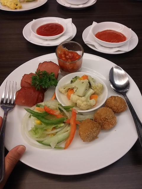 menu sarapan hotel