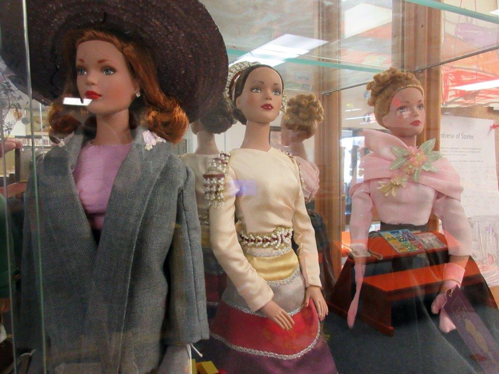 fashion dolls models
