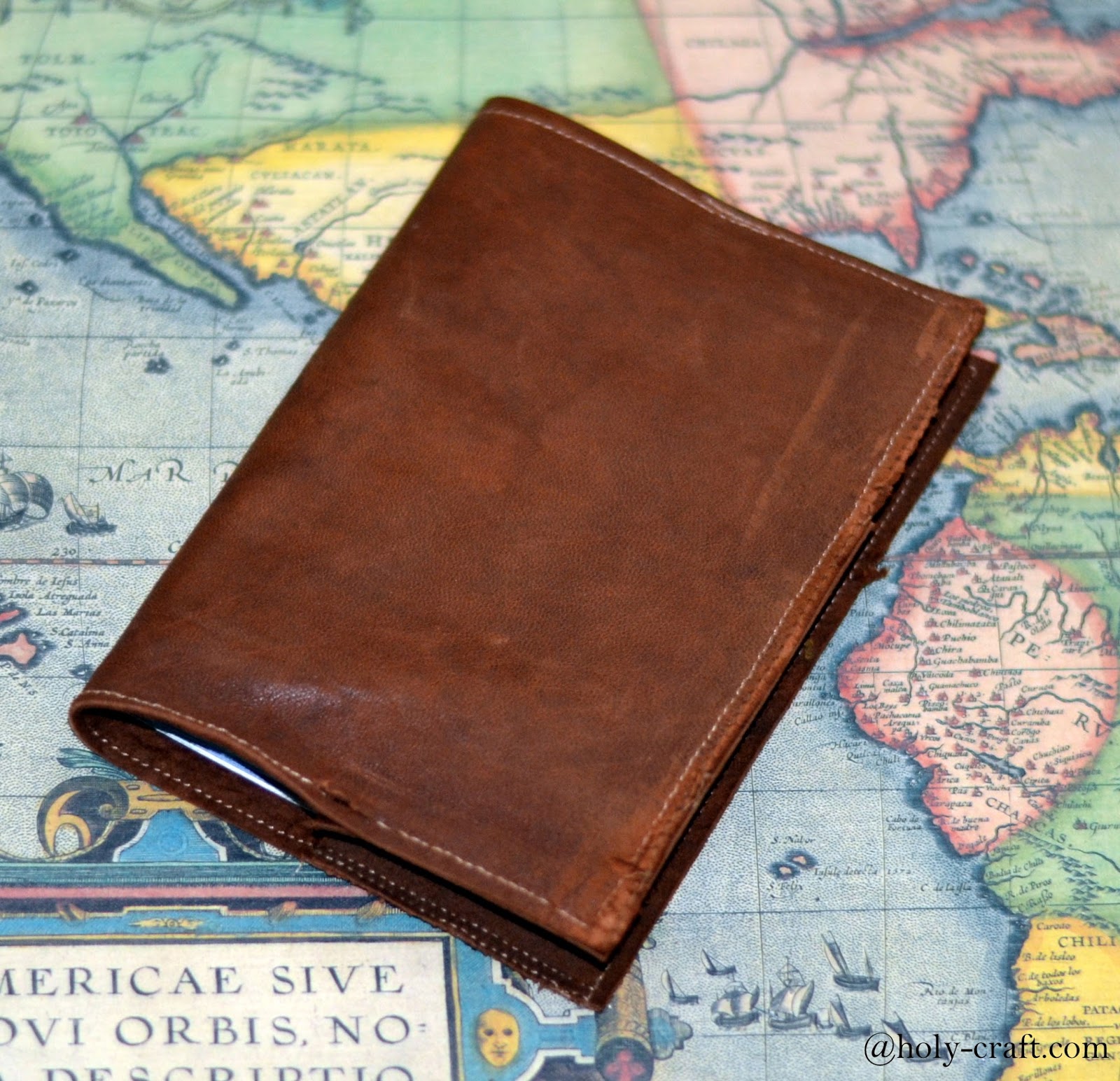 how to make your own handmade leather passport cover from vintage leather