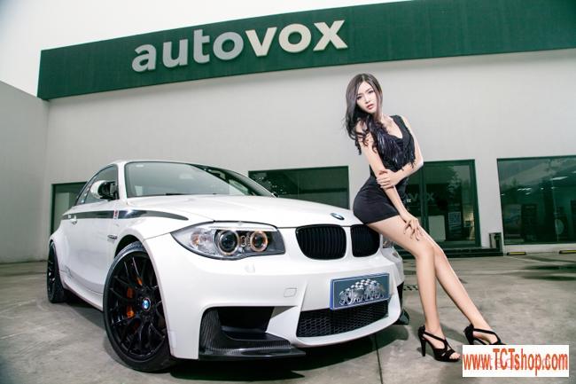 Đứng hình trước ngọc nữ sexy nhất làng xế hộp Đứng hình trước ngọc nữ sexy nhất làng xế hộp