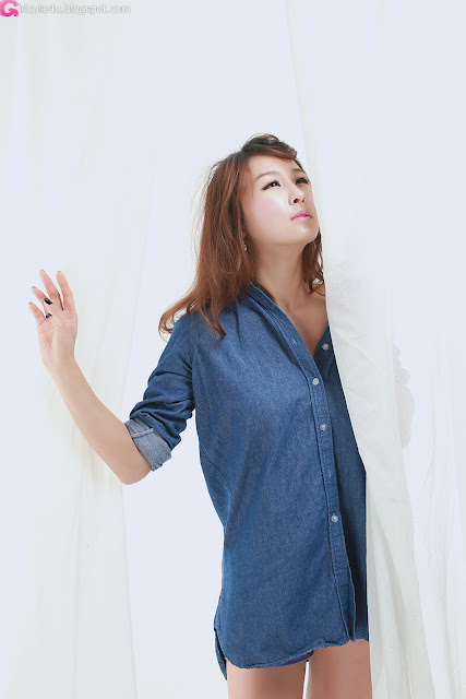 4 Seo Yoon Ah - Blue Denim Shirt-very cute asian girl-girlcute4u.blogspot.com