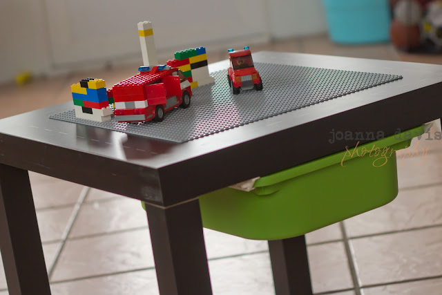 DIY Holiday Gift Lego Table at "PreK+K Sharing" 