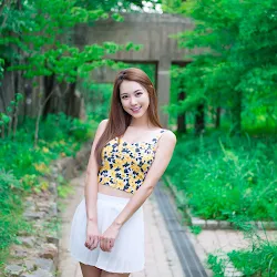 Lovely Ju Da Ha In Outdoor Photo Shoot Foto 1