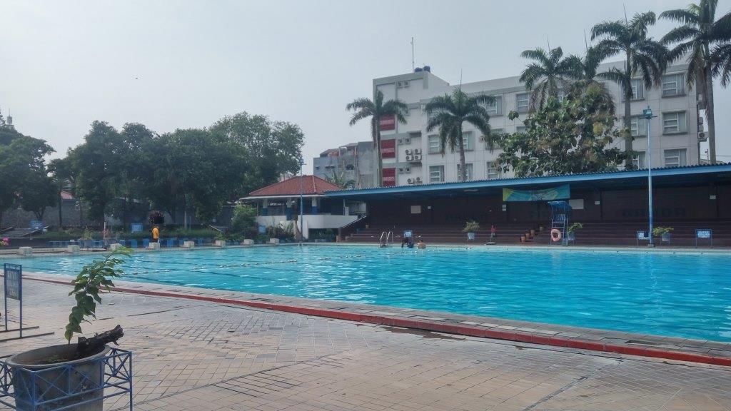 Kolam renang yadika ciledug