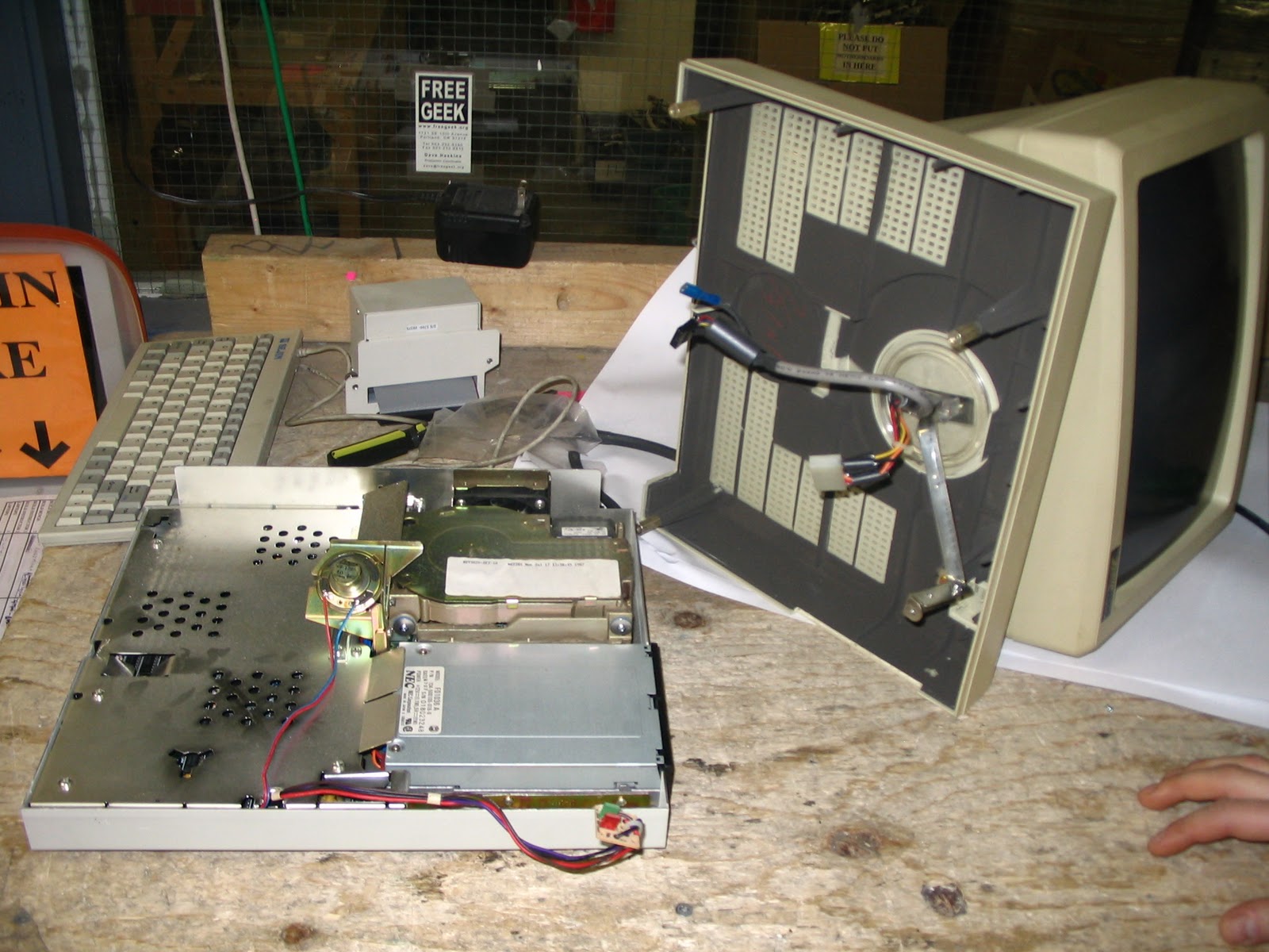Free Geek Vancouver Volunteer Blog: Zenith Eazy Pc Teardown