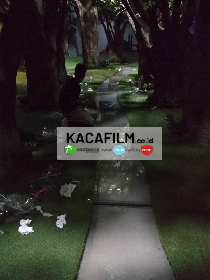 pasang kaca film {untuk} {jabo}