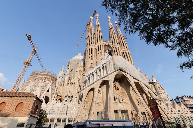 Fachada de la Pasión de la Sagrada Familia