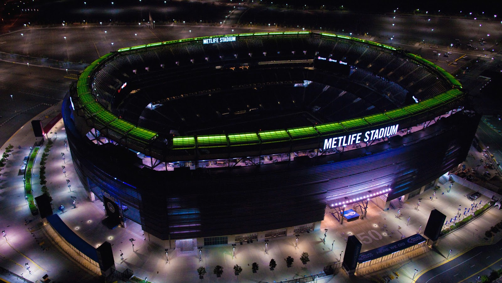 Самый дорогой стадион. Стадион метлайф Стэдиум. METLIFE Stadium США. Метлайф Стэдиум в Нью-Йорке. Section 103 METLIFE Stadium.