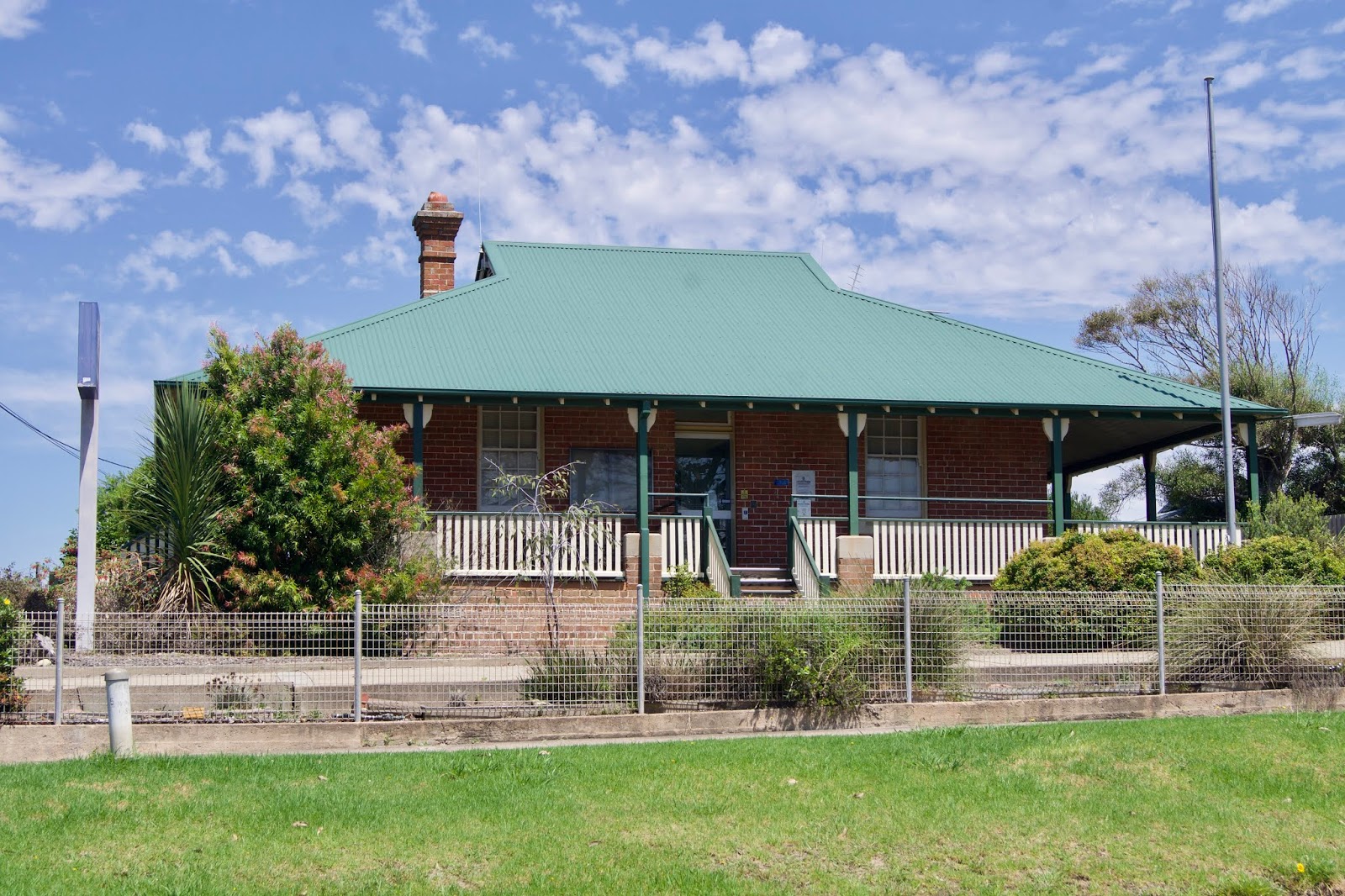 Magi and Sam Eden, New South Wales, Australia