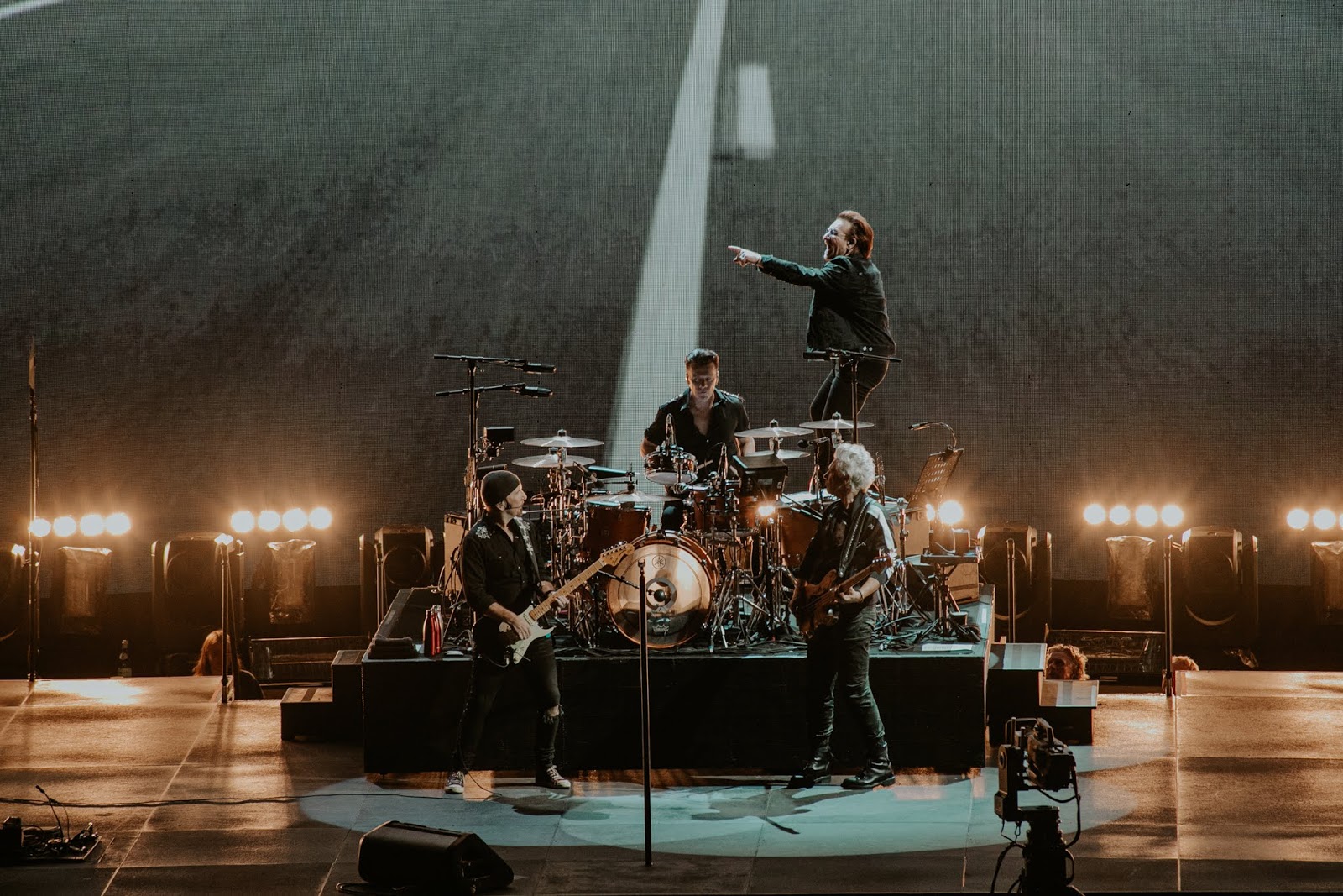 READ THIS IF YOU STILL HAVE U2 CONCERT HANGOVER Manila Concert Junkies