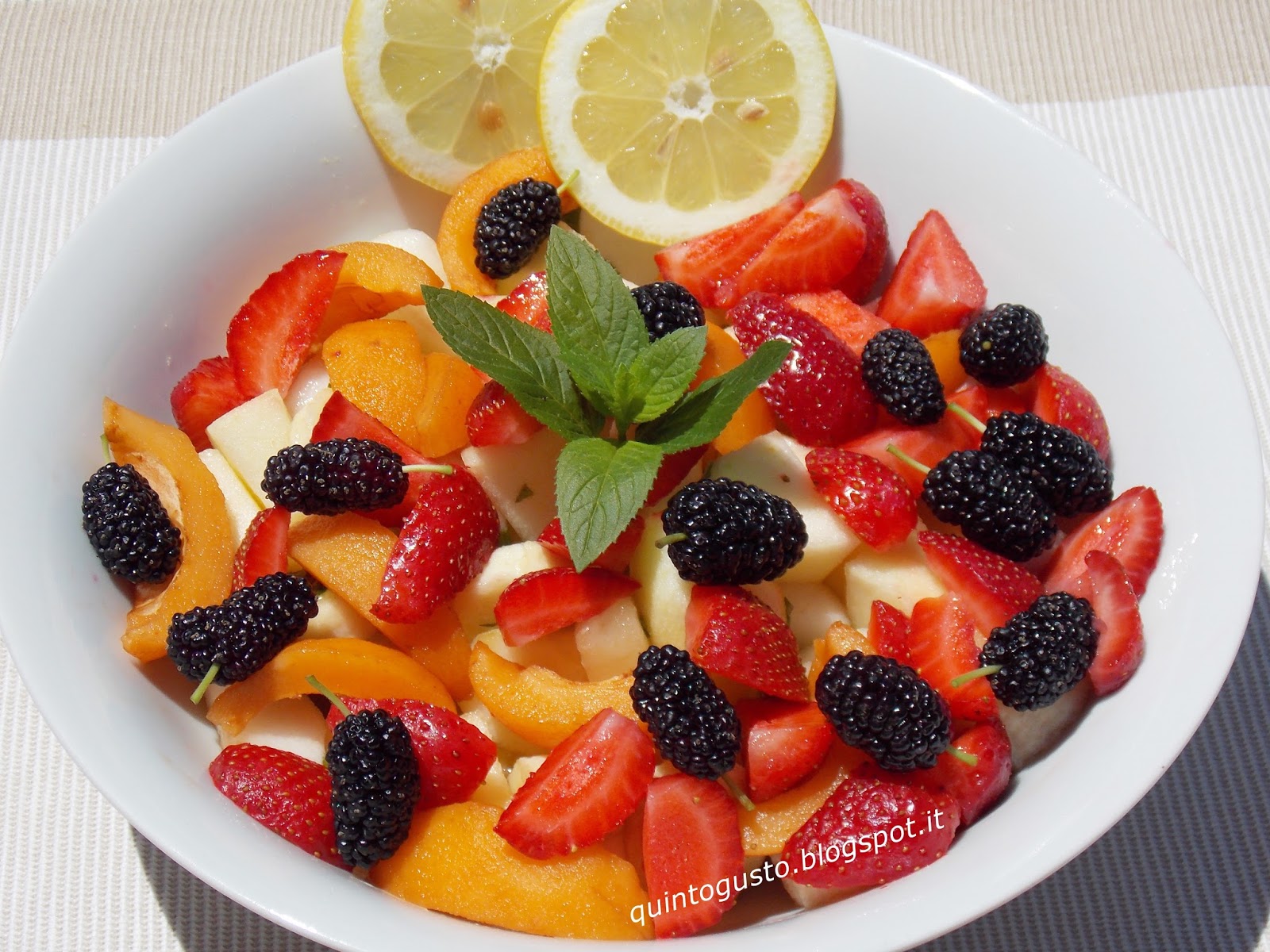 Macedonia di frutta Apriti Sesamo Cucina greca e non solo