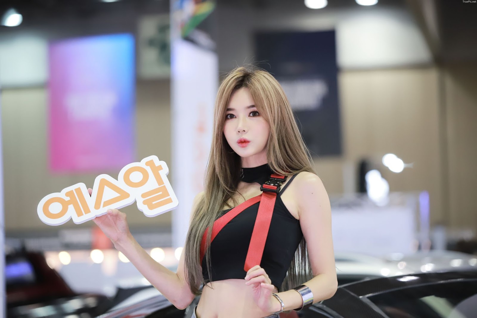 Korean Racing Model - Han Ga Eun - Seoul Auto Salon 2019 - Picture 71