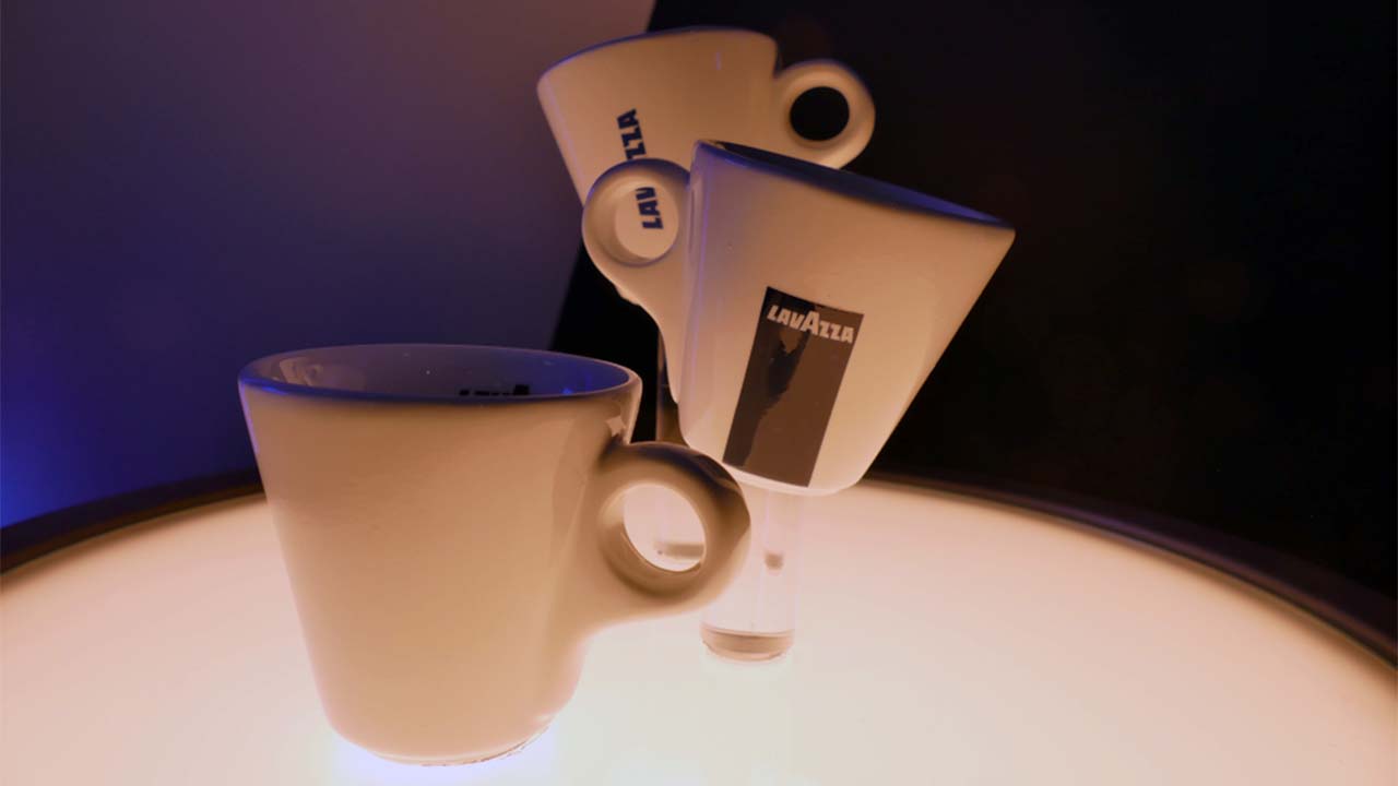 Supplying Lavazza Ground Coffee from the Seashore Supplying Lavazza Ground Coffee from the Seashore