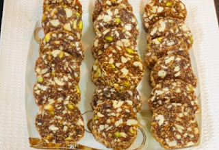 dates (khajoor) barfi in a plate