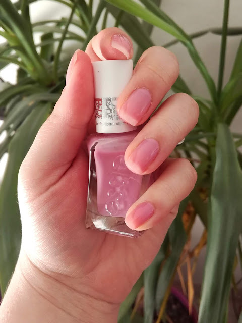 Le vernis nude réinventé par Essie avec la Collection Gel Couture Le vernis nude réinventé par Essie avec la Collection Gel Couture