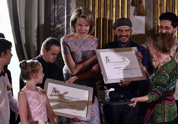 Queen Mathilde attended 2018 Queen Mathilde Award ceremony. Queen Mathilde Foundation selected projects that are in connection with music