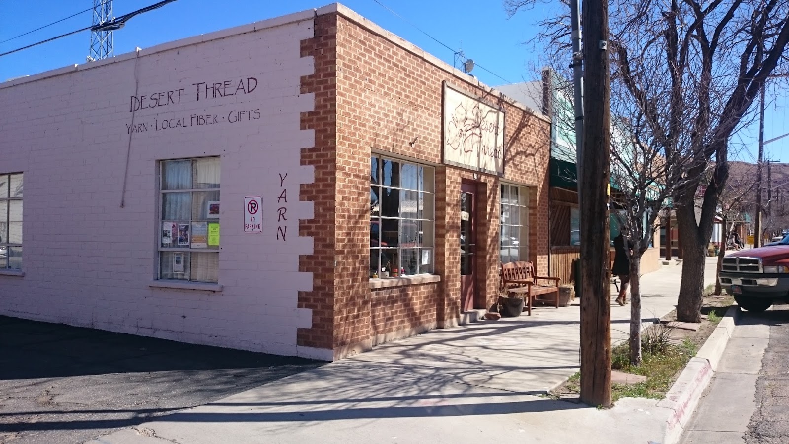 Crafty escapism Desert Thread, Moab, Utah a yarn store review