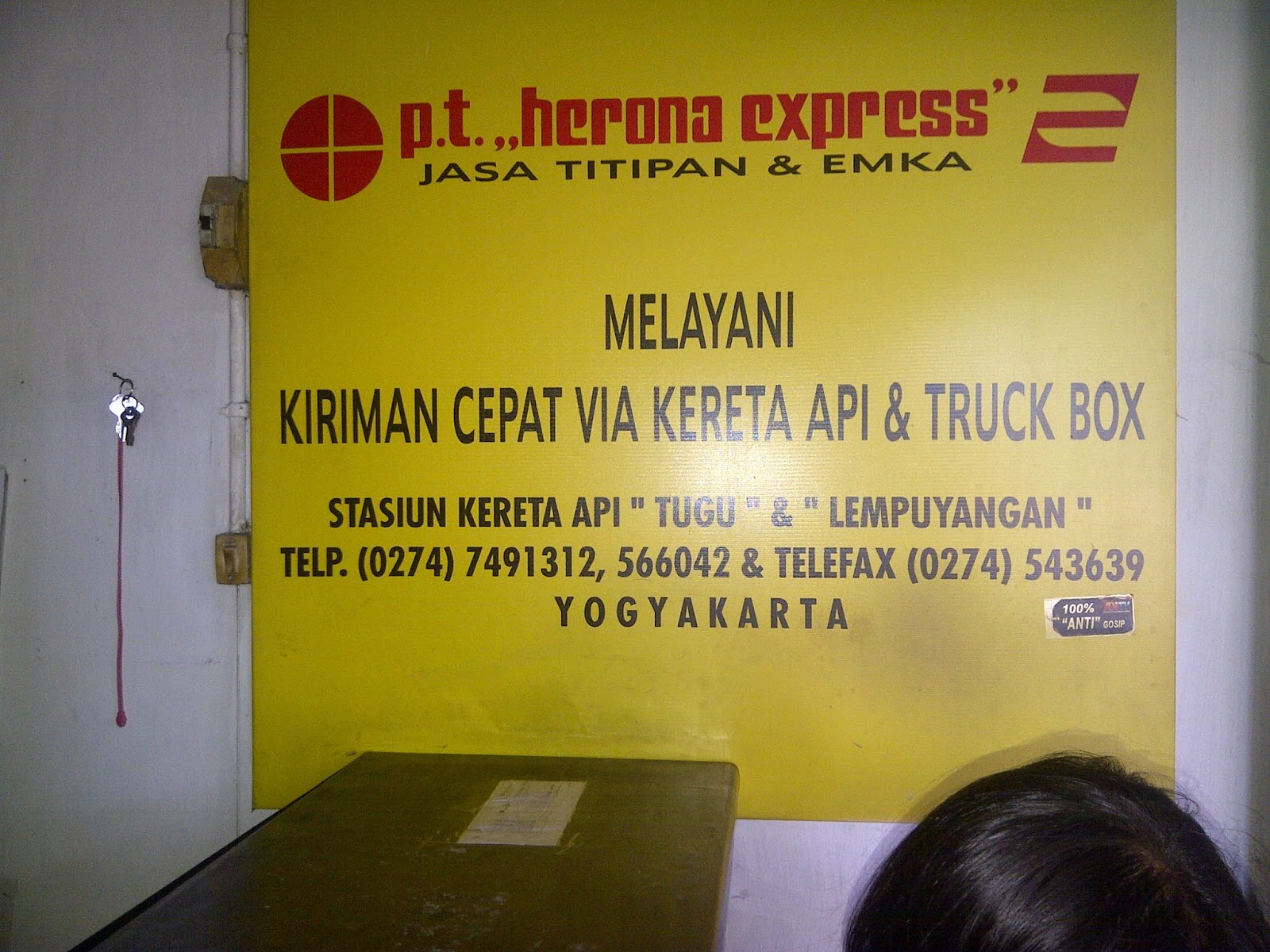 artikel kita kantor dan nomer telpon HERONA 2014